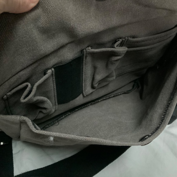 Bag of Holding Crossbody Messenger Bag by Think Geek - Picture 7 of 13